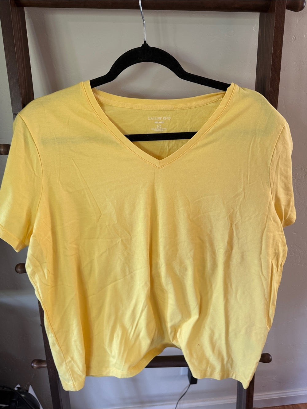 Lands' End Women's Yellow V-Neck Short Sleeve Tee